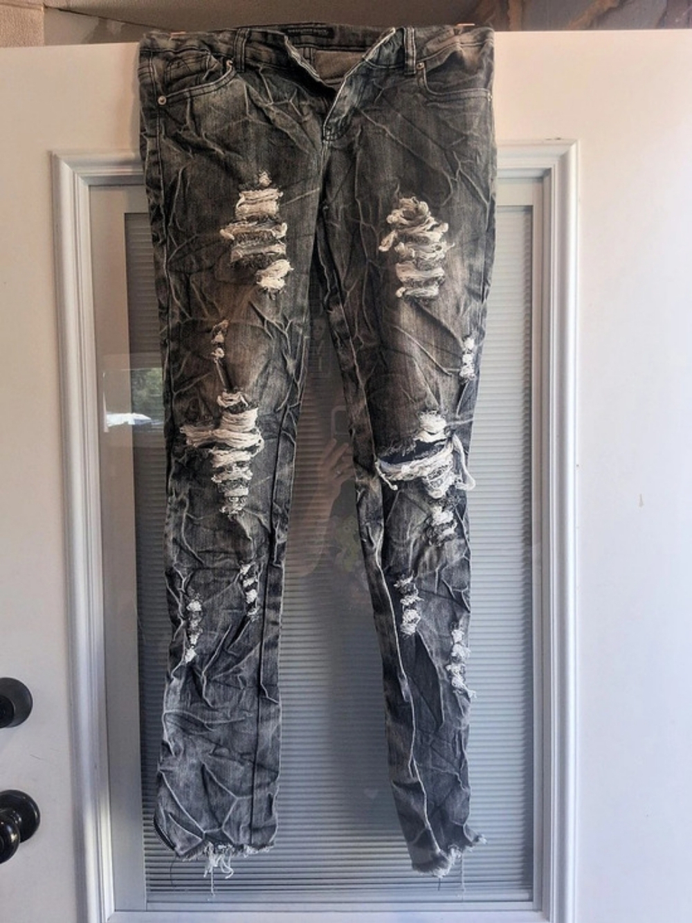Twentyone Black Rise Jegging Flex Distressed Skinny Jeans in Gray Size 7/8